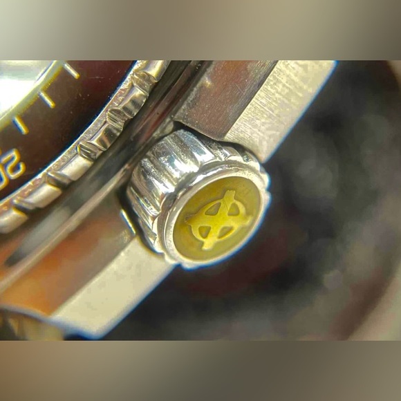 Zodiac Speed Dragon Alarm Chronograph Wristwatch - Picture 5 of 8